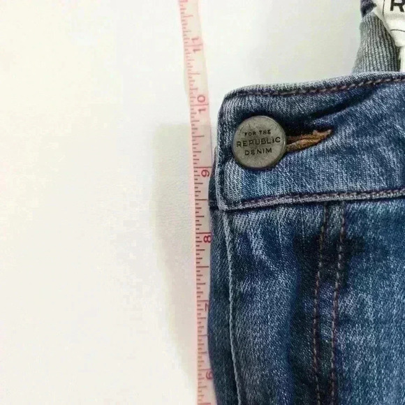 Bug Embroidered For The Republic Distressed Mid Rise Stretch Jeans Size 10/29 - Picture 10 of 12